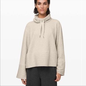 Lululemon Retreat Yourself Pullover